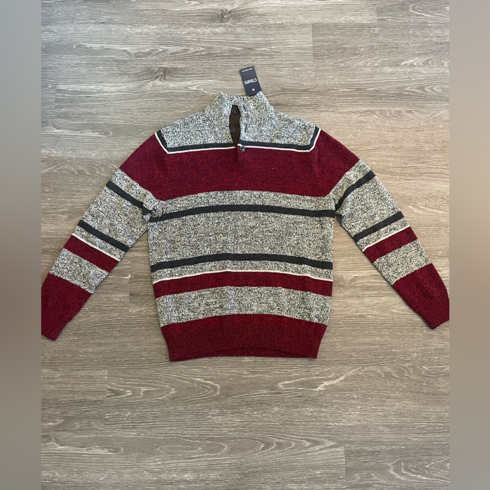 Men’s sweater new with tags